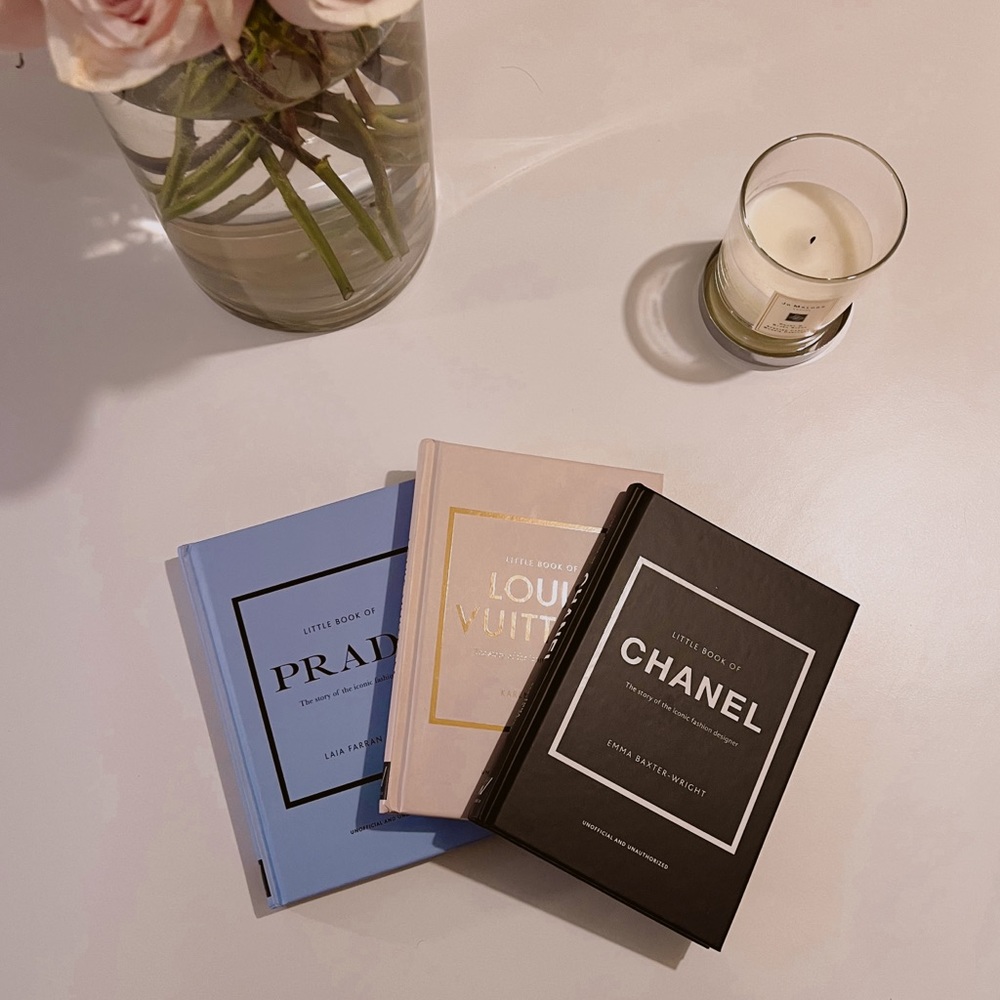 NWT Set of 3 little coffee table books